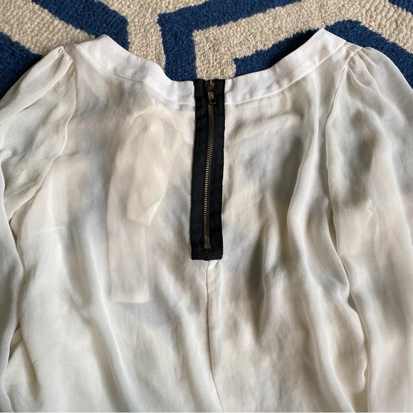 🐚 CLASSY BOW TIE PUFF SLEEVE SHEER BLOUSE! - Picture 9 of 15